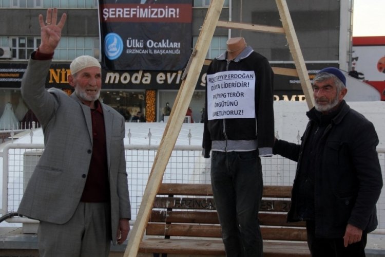 Erzincan'da vatandaşlar İsve&ccedil;'i kınadı