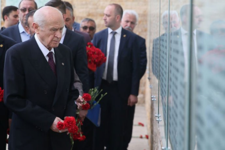 MHP'nin 3 g&uuml;nl&uuml;k kampı başladı