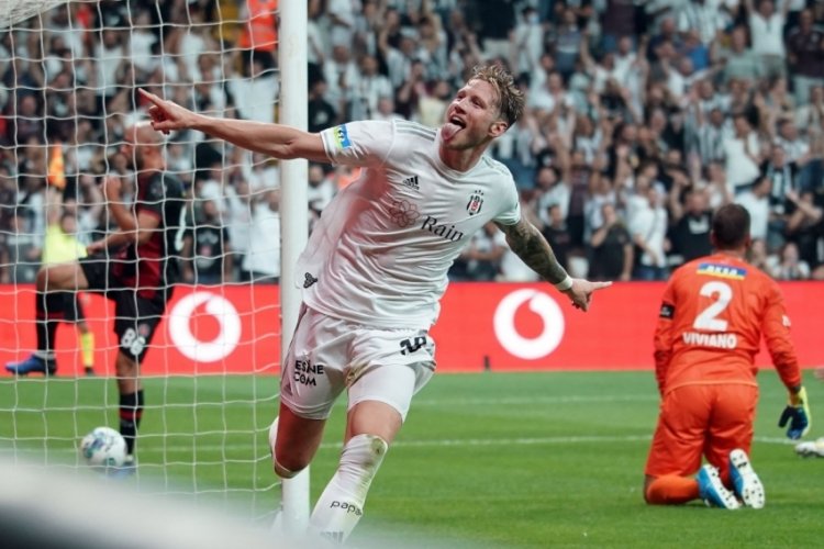 Beşiktaş en golc&uuml; oyuncusunu kaybetti