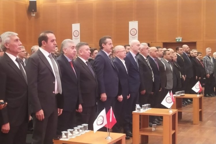 Bursa'da 'T&uuml;rkiye Y&uuml;zyılında K&uuml;rtler' programı ger&ccedil;ekleştirildi