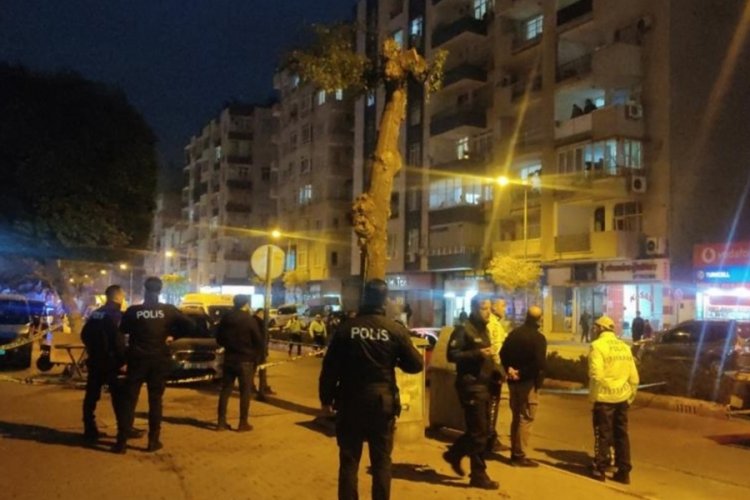 Mersin'de bir kişi tabancayla vurularak ağır yaralandı