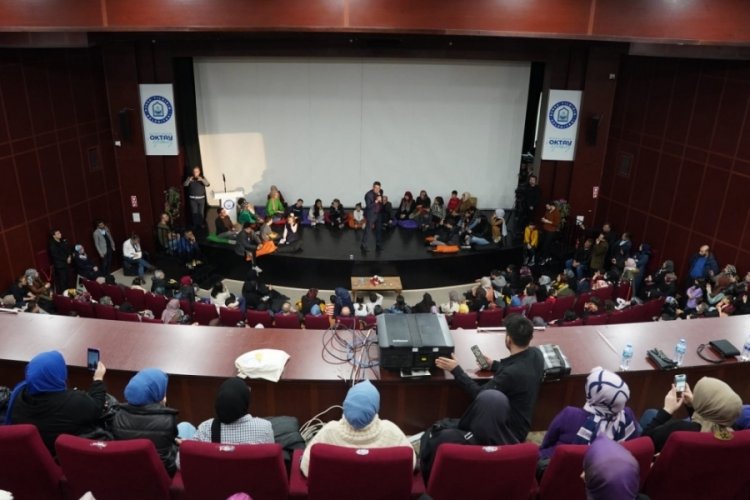 Bursa'da 'Ailede Huzur Sohbetleri' konferansı