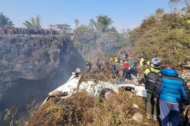 Nepal'de 68 kişinin &ouml;ld&uuml;ğ&uuml; u&ccedil;ağın kara kutuları bulundu