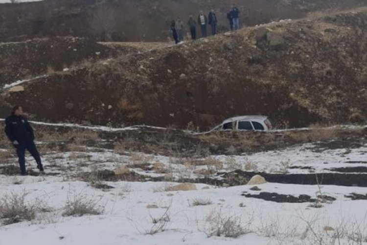 Tunceli'de korkun&ccedil; kaza! S&uuml;r&uuml;c&uuml; donarak &ouml;ld&uuml;