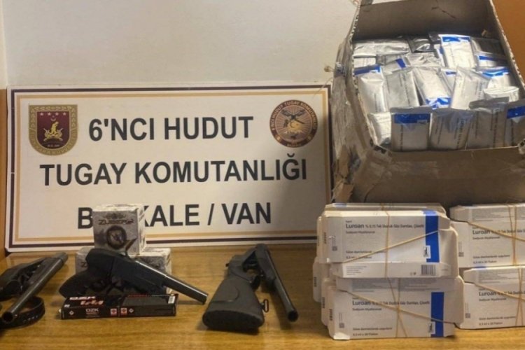 İran sınırından yasa dışı ge&ccedil;meye &ccedil;alışan bir kişi yakalandı