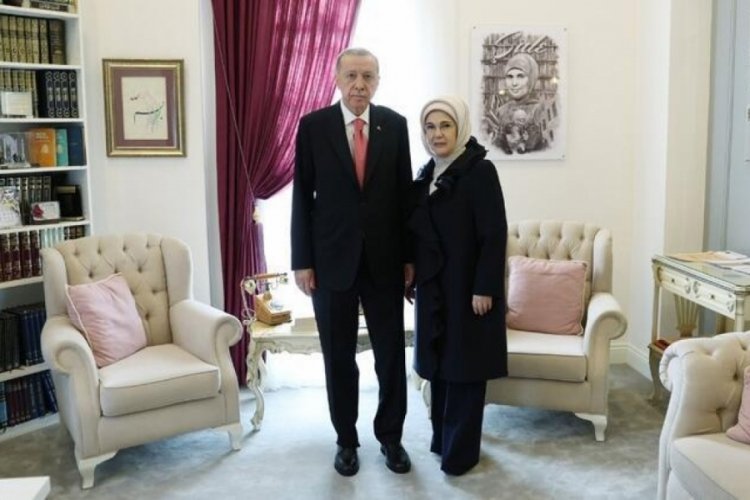 Emine Erdoğan Şule Y&uuml;ksel Şenler Vakfı paylaşımı yaptı