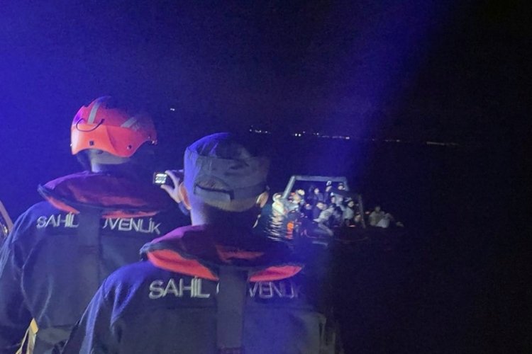 Muğla Dat&ccedil;a'da 47 g&ouml;&ccedil;men kurtarıldı