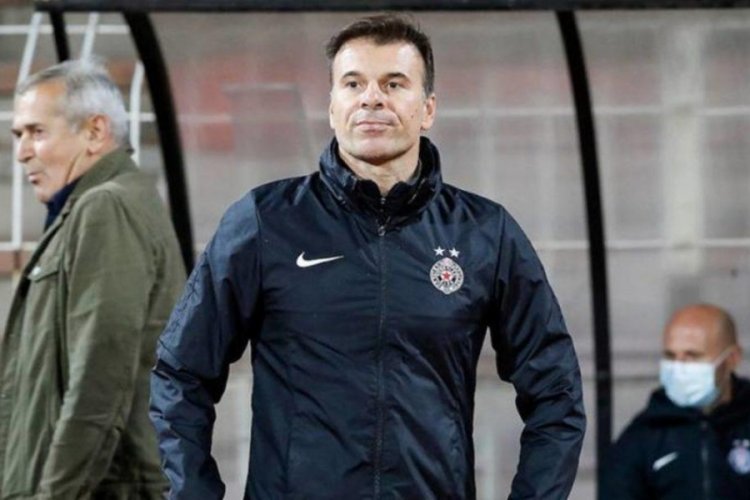 Konyaspor'da teknik direkt&ouml;rl&uuml;k g&ouml;revine yeni isim! Prensipte anlaşıldı