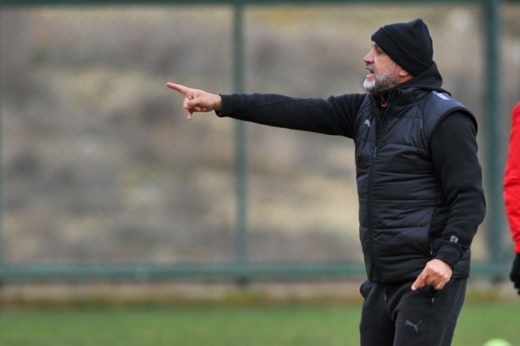 İneg&ouml;lspor cezayı Taşkın G&uuml;ng&ouml;r'e kesti