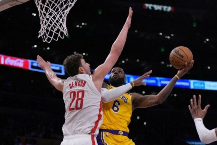 Alperen Şeng&uuml;n: LeBron'a karşı oynamak herkesin hayalidir