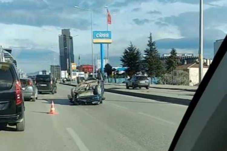 Bursa'da ara&ccedil; takla attı