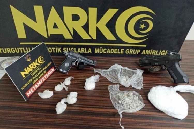 Manisa'da uyuşturucu operasyonu! 2 tutuklama