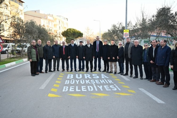 Bursa'da altyapı g&uuml;&ccedil;leniyor