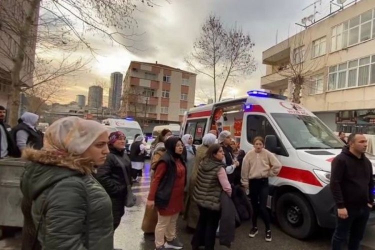 İstanbul Kartal'da apartman dairesi alev alev yandı