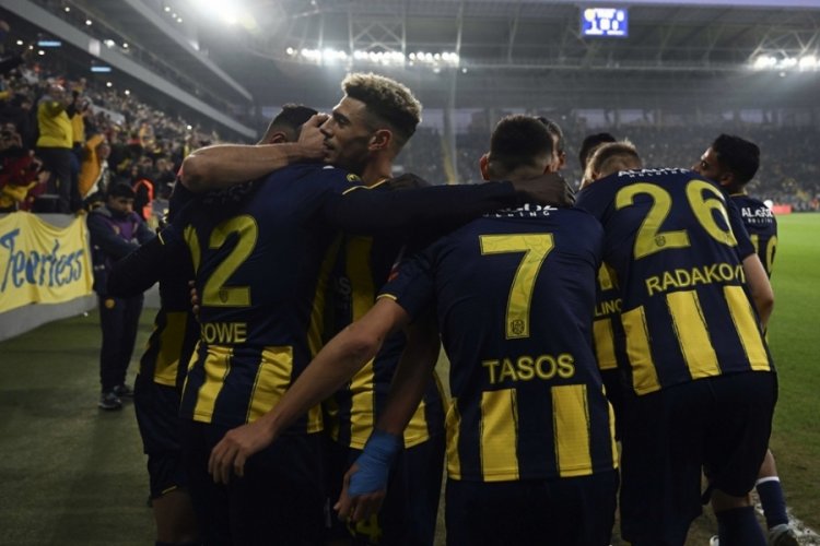 Beşiktaş, T&uuml;rkiye Kupası'ndan elendi