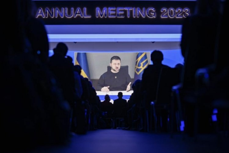 Zelenskiy: Tiranlık demokrasiyi geride bırakıyor