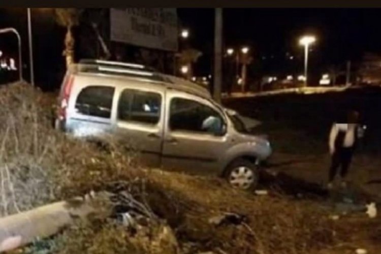 Otomobilin &ccedil;arptığı lise &ouml;ğrencisi gen&ccedil; kız hayatını kaybetti
