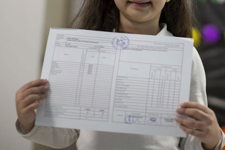 Okullarda yarıyıl tatili i&ccedil;in 'karne zili' yarın &ccedil;alacak