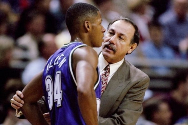 NBA'de ilk isabetli &uuml;&ccedil;l&uuml;ğ&uuml; atan Chris Ford hayatını kaybetti