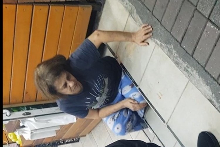 Antalya'da oğlu tarafından bı&ccedil;aklanan kadın markete sığındı