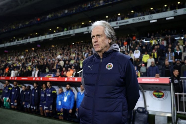 Jorge Jesus'un stad a&ccedil;ıklamasına &Uuml;mraniyespor'dan cevap!