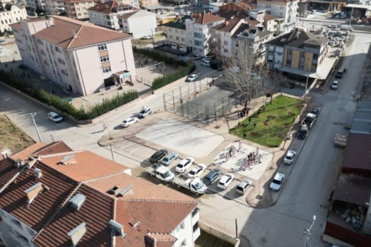 Bursa'da eski parklar yenileniyor