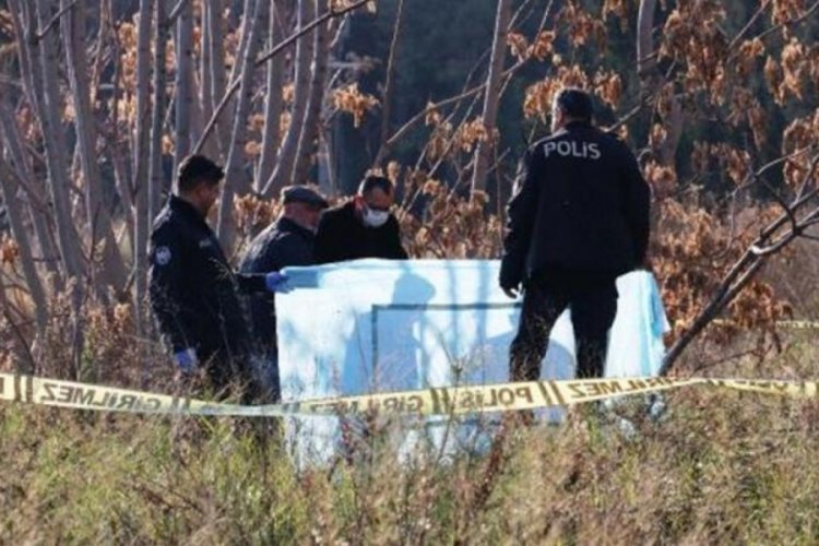 Başı ve kolları olmayan cesette 'bı&ccedil;ak' detayı