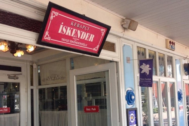 Bursa'nın tarihi kebap&ccedil;ısında yıllarca s&uuml;ren vurgun: 12 &ccedil;alışan hakim karşısında