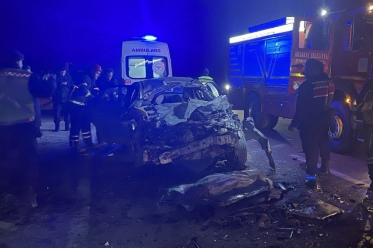 Aksaray'da feci kaza: 3 aylık bebeklerini hastaneye g&ouml;t&uuml;r&uuml;rken can verdiler