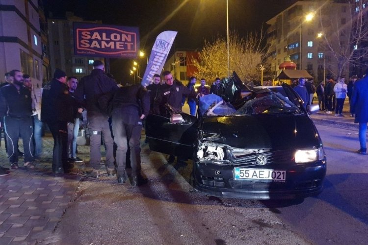 Kayseri'de ehliyetsiz gen&ccedil; tıra arkadan &ccedil;arptı, arkadaşının cesediyle yola devam etti