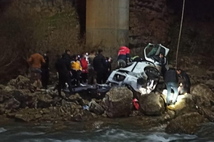 Batman'da k&ouml;pr&uuml;den u&ccedil;an otomobilde &ouml;l&uuml; sayısı y&uuml;kseldi