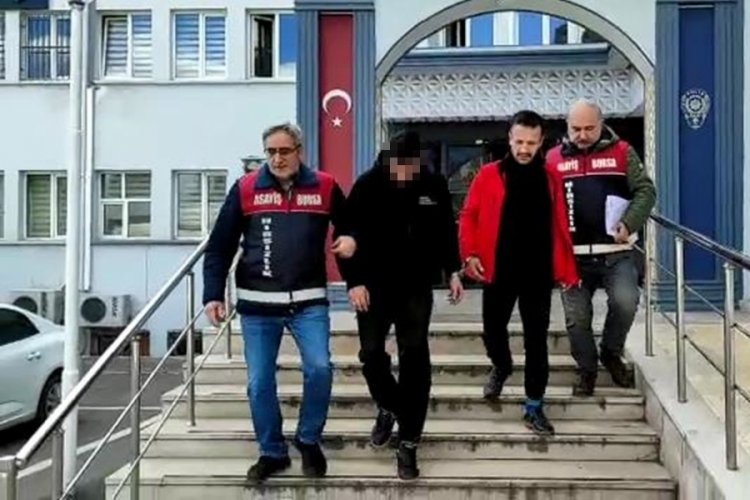 Bursa'da hastanenin bilgisayarını &ccedil;alan şahıs yakalandı