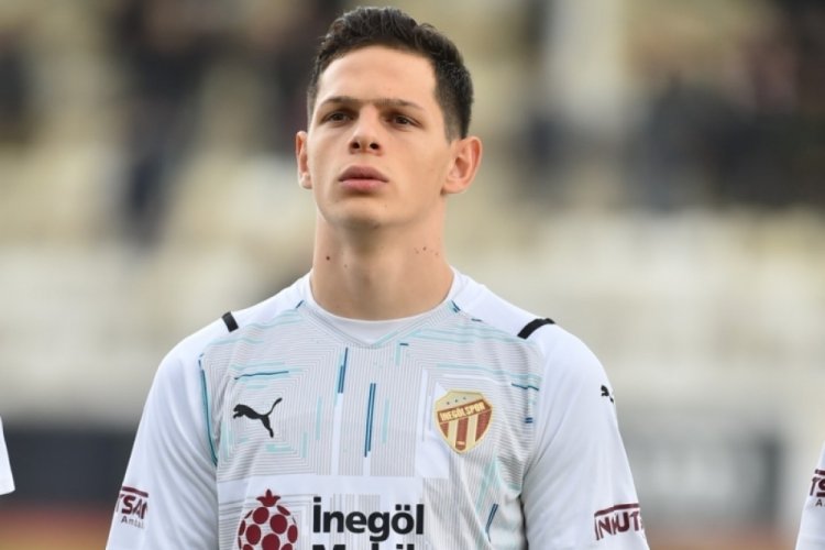 İneg&ouml;lspor'un gururu Yusuf Ziya G&uuml;m&uuml;ş