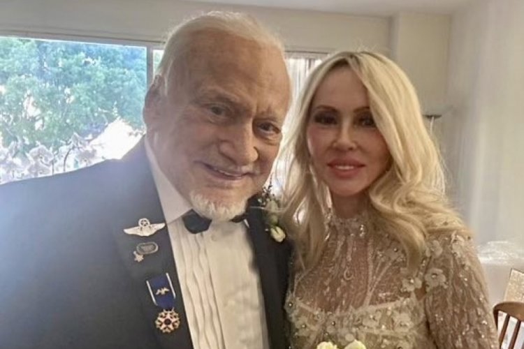 Ay'a ayak basan astronot 93 yaşında evlendi