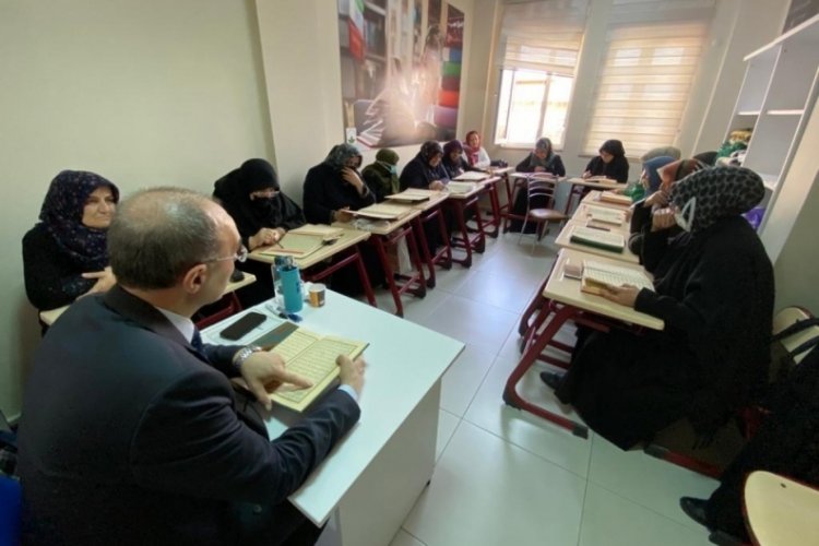 Osmangazi Halk Eğitim'den 10 bin vatandaşa Kur'an eğitimi verildi
