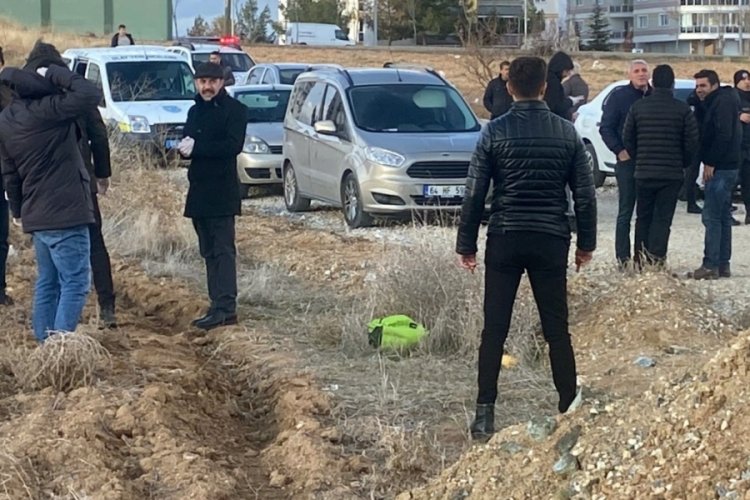 Uşak'ta &ccedil;anta i&ccedil;erisinde bulunan &ouml;l&uuml; bebeğin anne ve babası tutuklandı