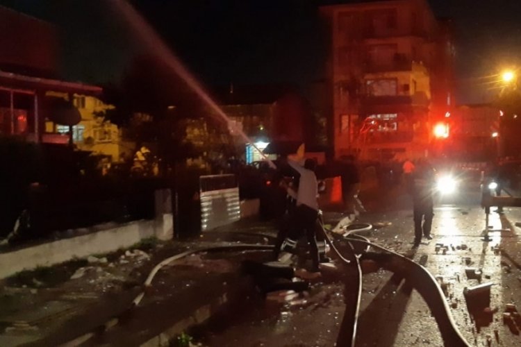Kocaeli'nde evde patlama: 2'si ağır 5 yaralı