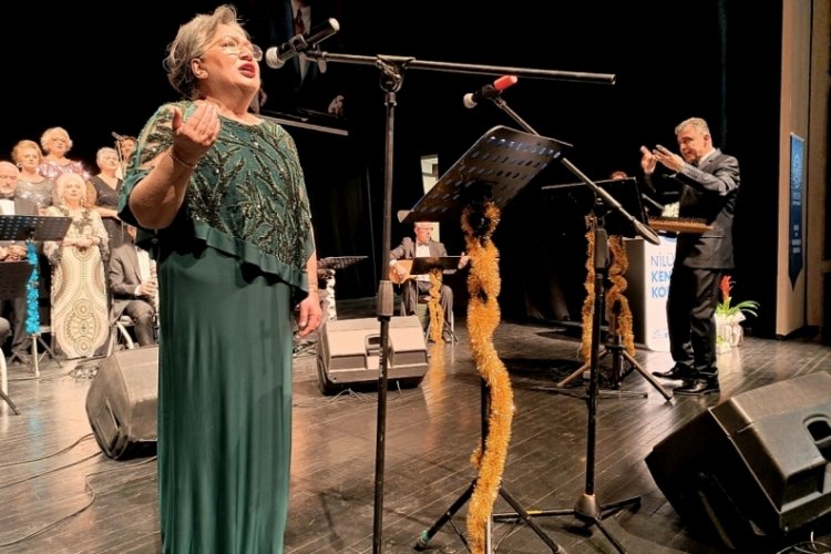Bursa'da Sevgi ve Kardeşlik Korosu'ndan konser