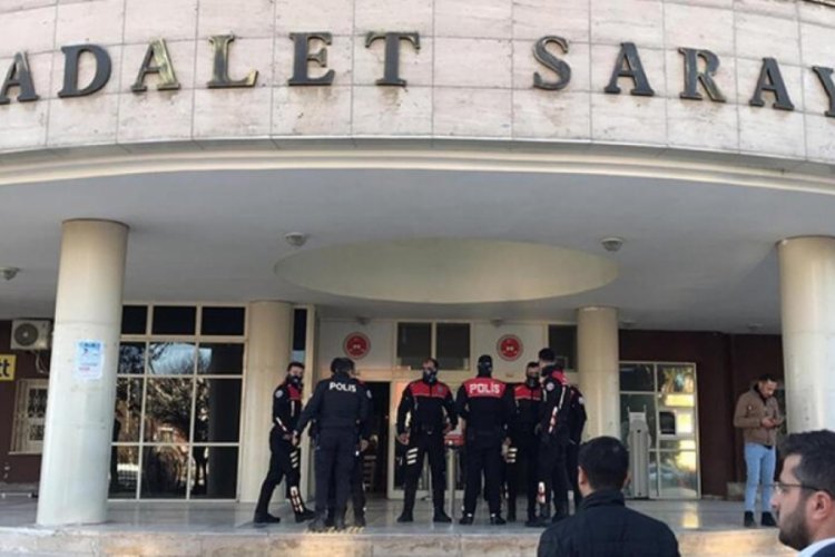 Şanlıurfa'da, 'K&ouml;k&uuml;n&uuml; kurutma' operasyonu: 89 ş&uuml;pheliden 18'i tutuklandı