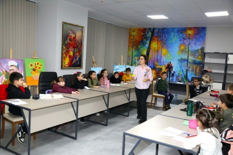 Bursa G&uuml;rsu'da &ccedil;ocuklara kurs desteği