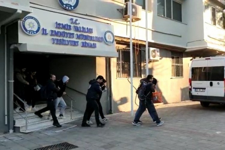 İzmir'de 'İkizler &Ccedil;etesi' operasyonunda 6 kişi tutuklandı