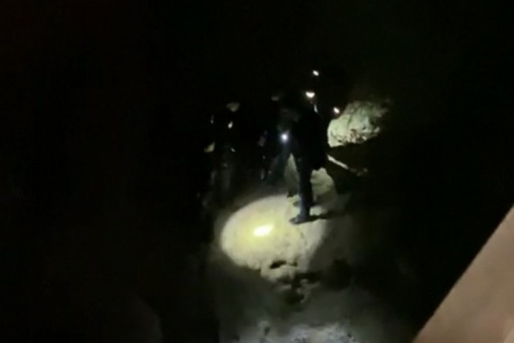 Mersin'de dereye u&ccedil;an ara&ccedil; alev alev yandı, s&uuml;r&uuml;c&uuml; hayatını kaybetti