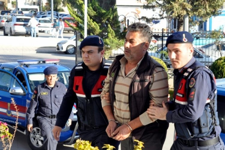 Muğla'da kahvehanede dehşet! Oyun oynadığı arkadaşını &ouml;ld&uuml;rd&uuml;