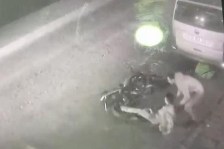 İstanbul'da 16 yaşındaki gen&ccedil; silahlı saldırıda hayatını kaybetti