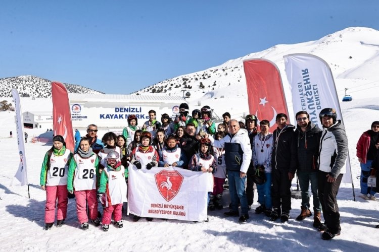 Denizli Kayak Merkezi gen&ccedil; sporcuyu başarıya g&ouml;t&uuml;rd&uuml;