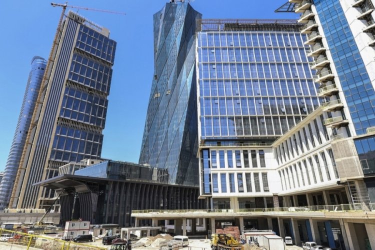 İstanbul Finans Merkezi ne zaman bitecek? Bakan Kurum a&ccedil;ıkladı