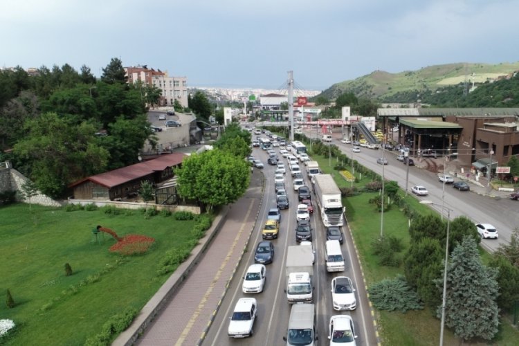 Karab&uuml;k'te trafiğe kayıtlı ara&ccedil; sayısı belli oldu