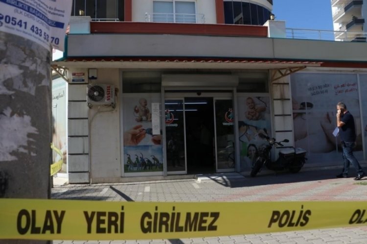 Meslektaşını &ouml;ld&uuml;ren doktorun yargılanmasına devam edildi