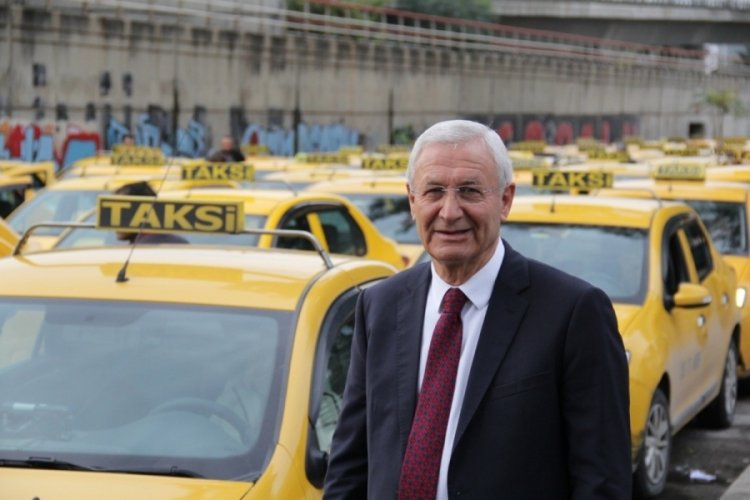 İzmir'de taksilerin yeni &uuml;cret tarifesi duyuruldu