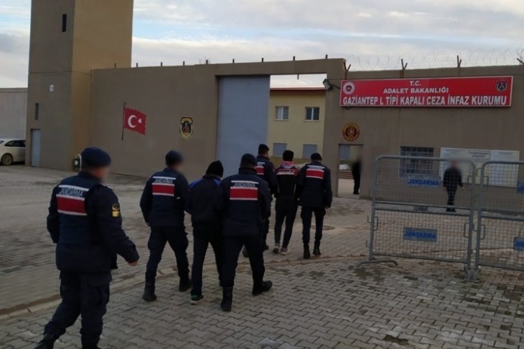 Gaziantep'te aranan 37 kişiden 27'si tutuklandı